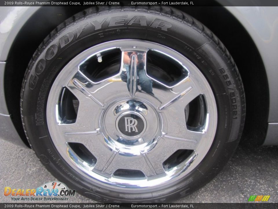 2009 Rolls-Royce Phantom Drophead Coupe Jubilee Silver / Creme Photo #31