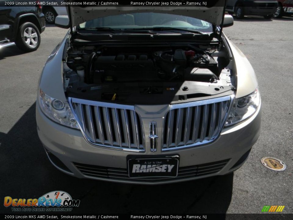 2009 Lincoln MKS AWD Sedan Smokestone Metallic / Cashmere Photo #3