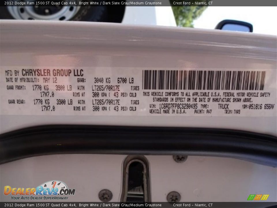 2012 Dodge Ram 1500 ST Quad Cab 4x4 Bright White / Dark Slate Gray/Medium Graystone Photo #15