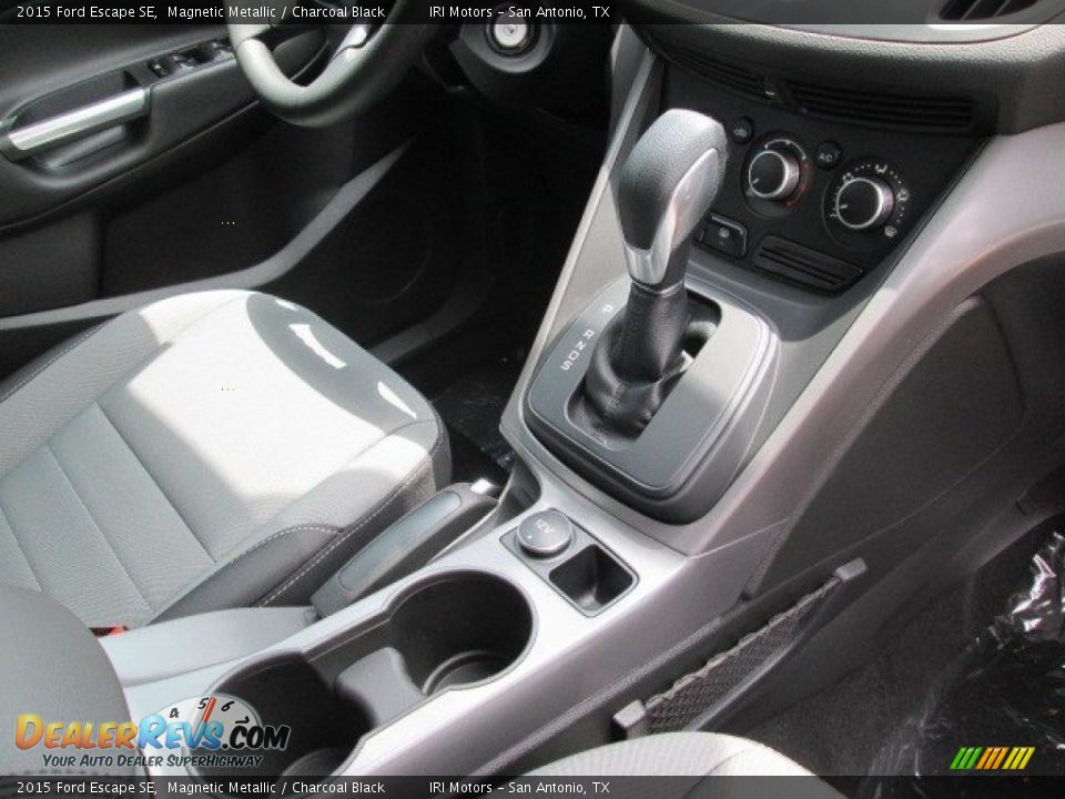 2015 Ford Escape SE Magnetic Metallic / Charcoal Black Photo #26