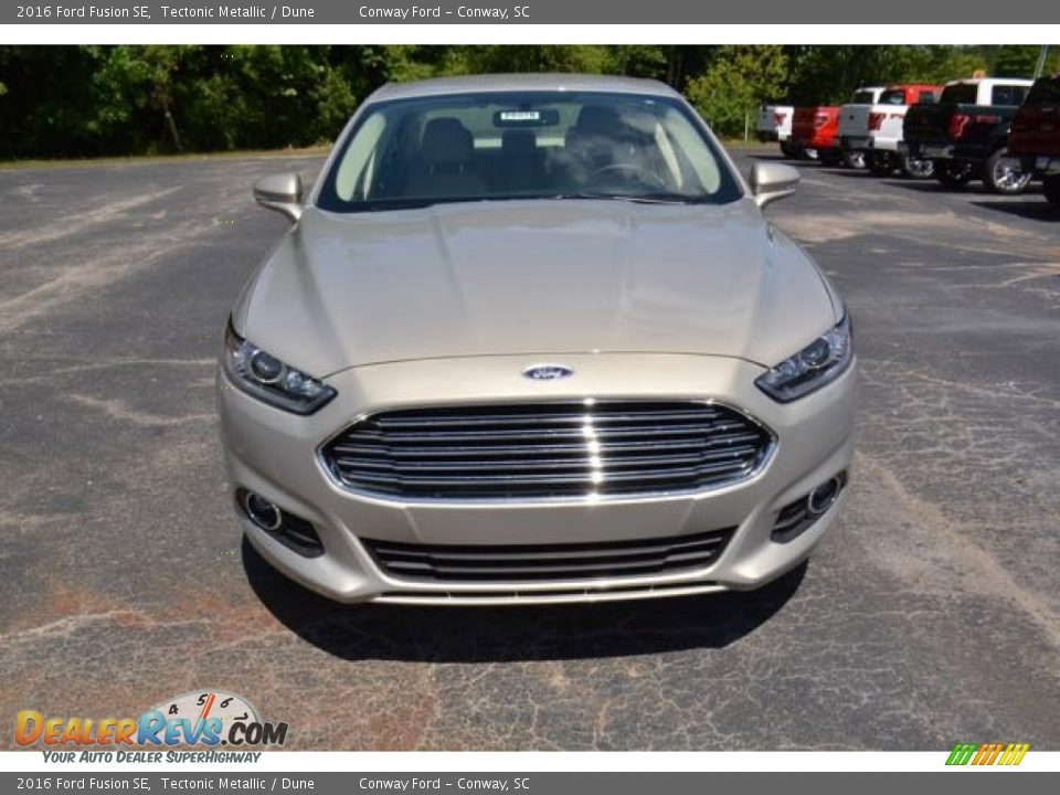 2016 Ford Fusion SE Tectonic Metallic / Dune Photo #2