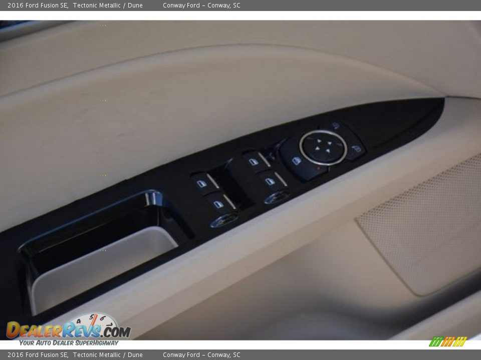 2016 Ford Fusion SE Tectonic Metallic / Dune Photo #19