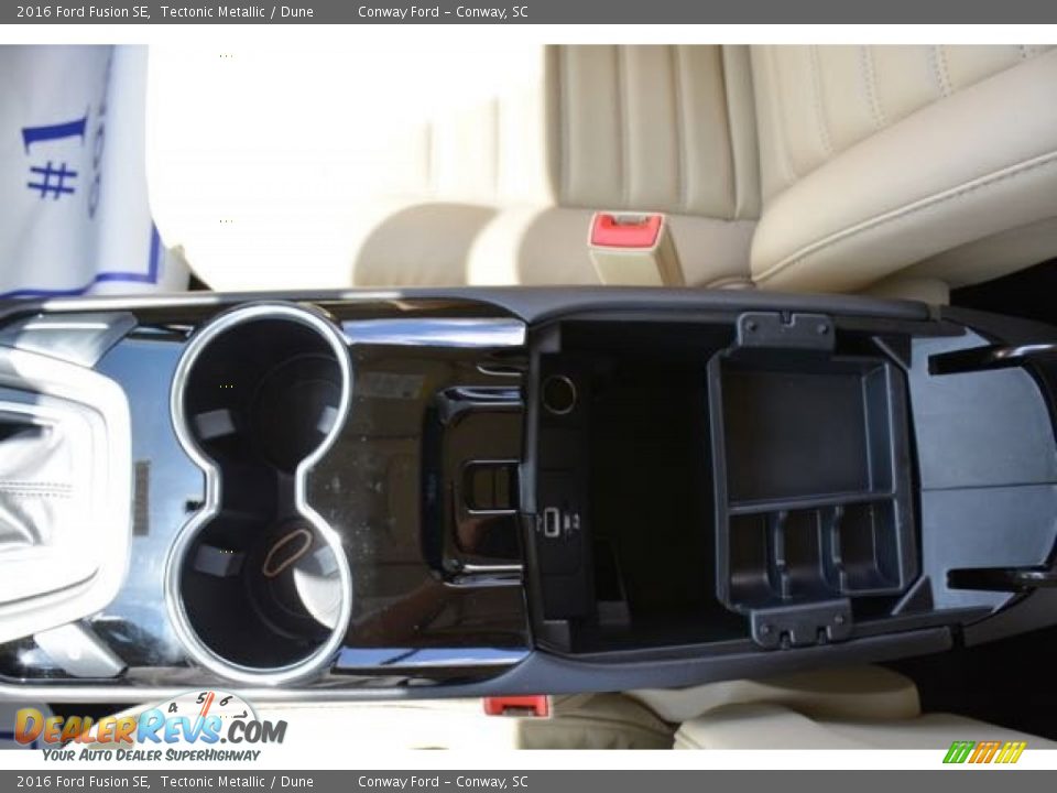 2016 Ford Fusion SE Tectonic Metallic / Dune Photo #28