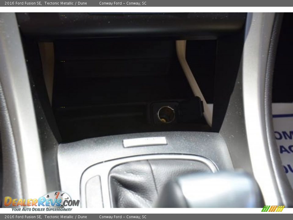 2016 Ford Fusion SE Tectonic Metallic / Dune Photo #29