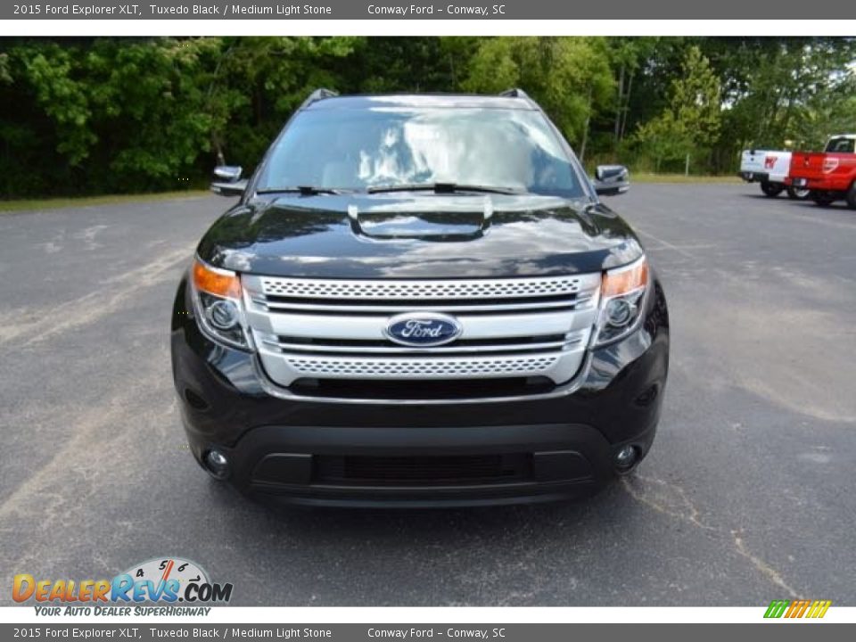 2015 Ford Explorer XLT Tuxedo Black / Medium Light Stone Photo #2