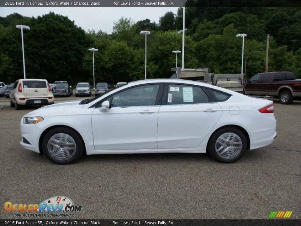2016 Ford Fusion SE Oxford White / Charcoal Black Photo #5