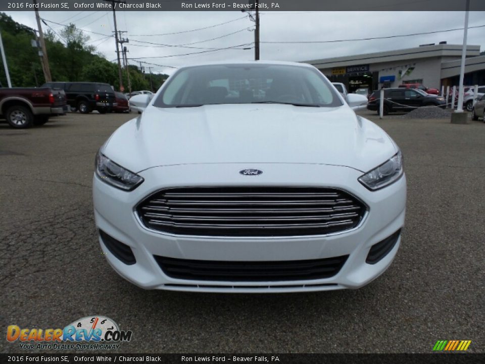 2016 Ford Fusion SE Oxford White / Charcoal Black Photo #6