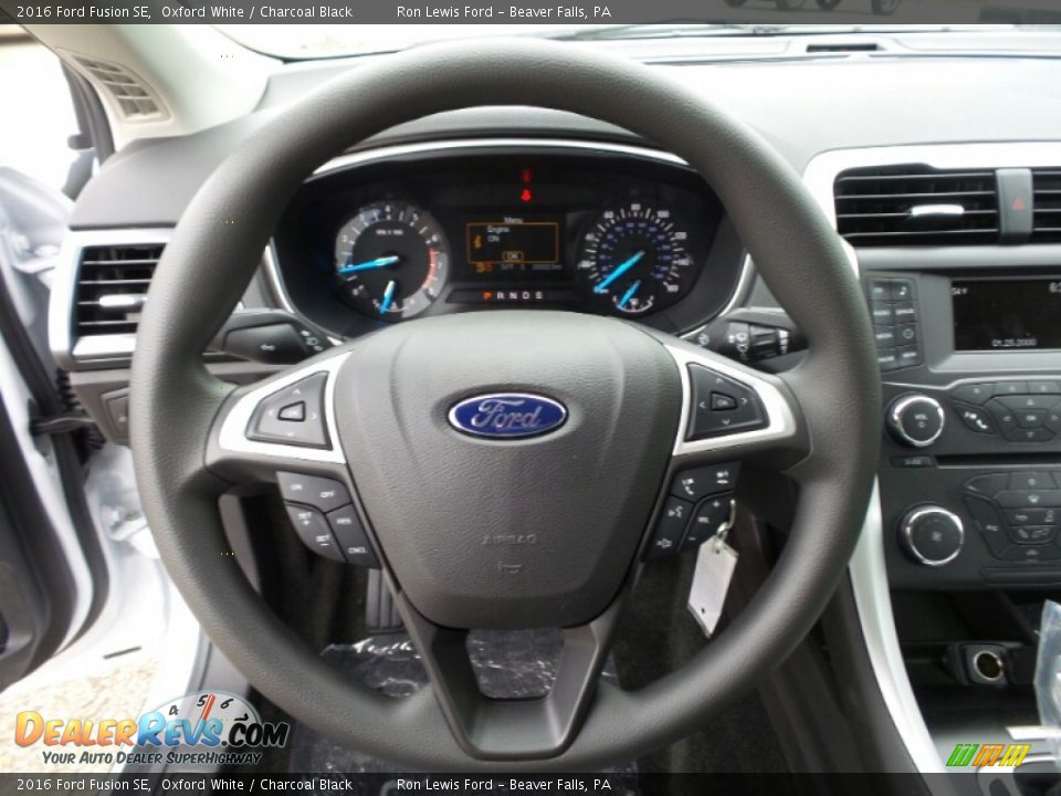2016 Ford Fusion SE Oxford White / Charcoal Black Photo #15