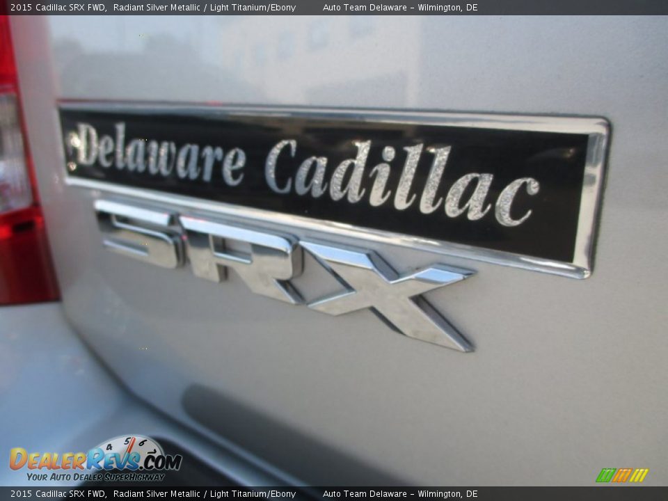 2015 Cadillac SRX FWD Radiant Silver Metallic / Light Titanium/Ebony Photo #34