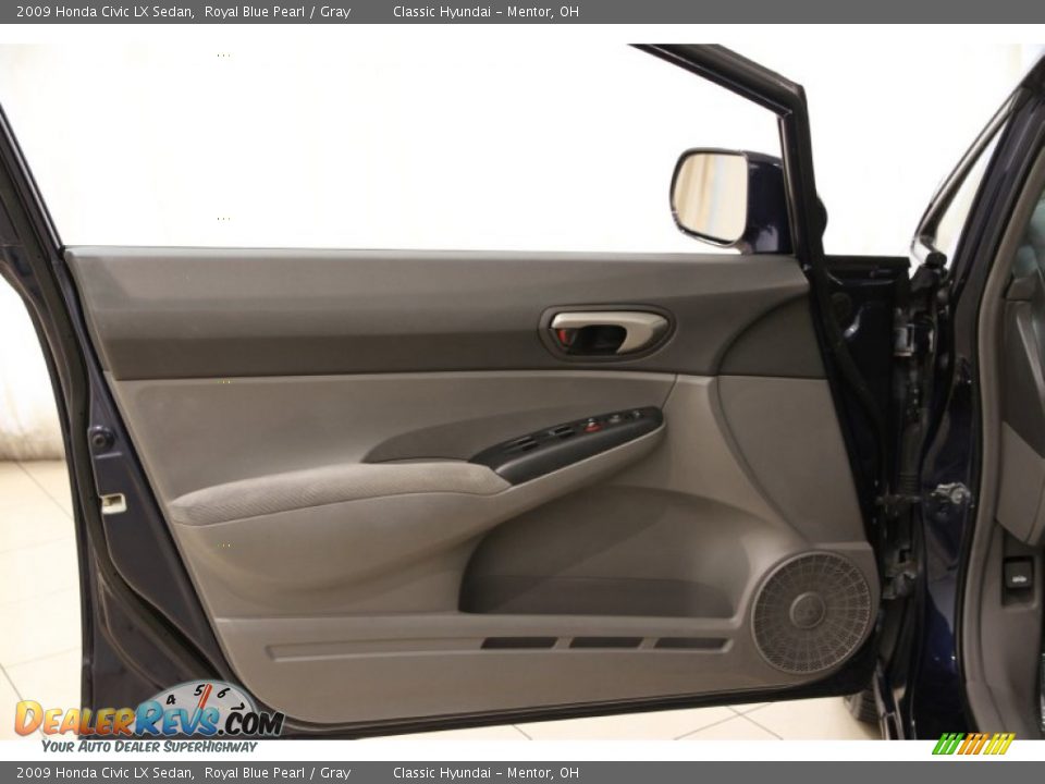 2009 Honda Civic LX Sedan Royal Blue Pearl / Gray Photo #4