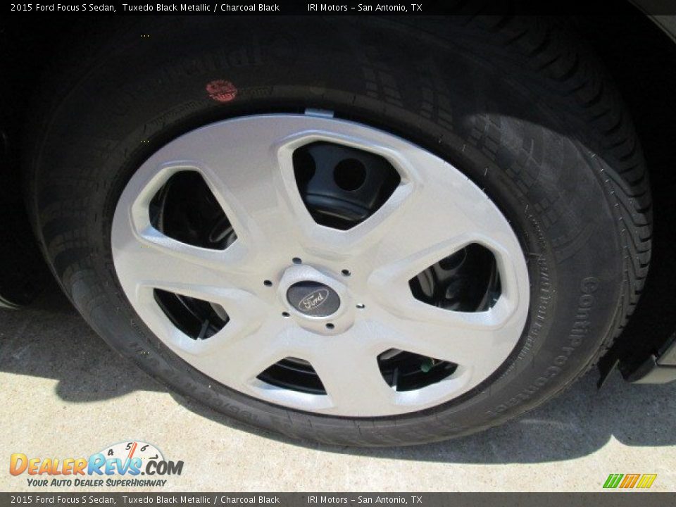 2015 Ford Focus S Sedan Tuxedo Black Metallic / Charcoal Black Photo #3