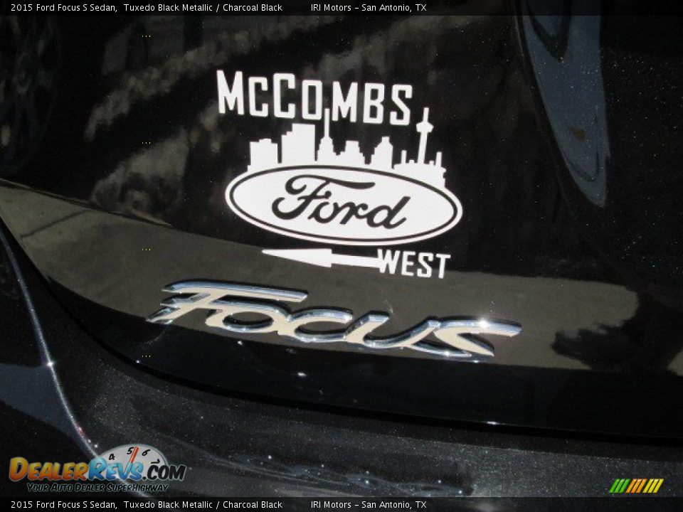 2015 Ford Focus S Sedan Tuxedo Black Metallic / Charcoal Black Photo #12