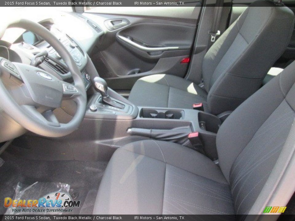 2015 Ford Focus S Sedan Tuxedo Black Metallic / Charcoal Black Photo #18
