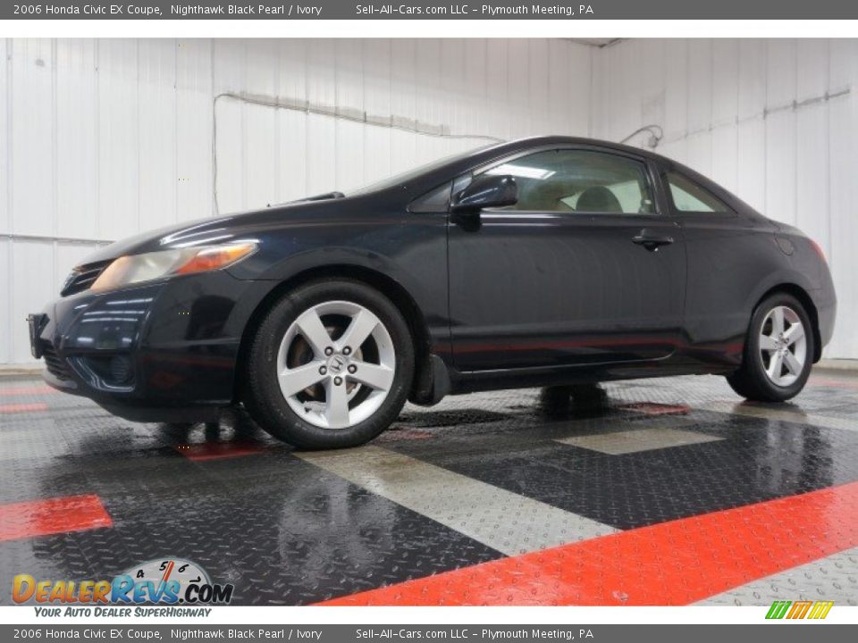 2006 Honda Civic EX Coupe Nighthawk Black Pearl / Ivory Photo #2