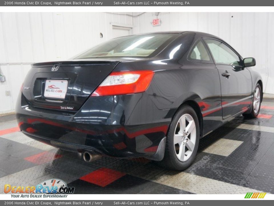2006 Honda Civic EX Coupe Nighthawk Black Pearl / Ivory Photo #8