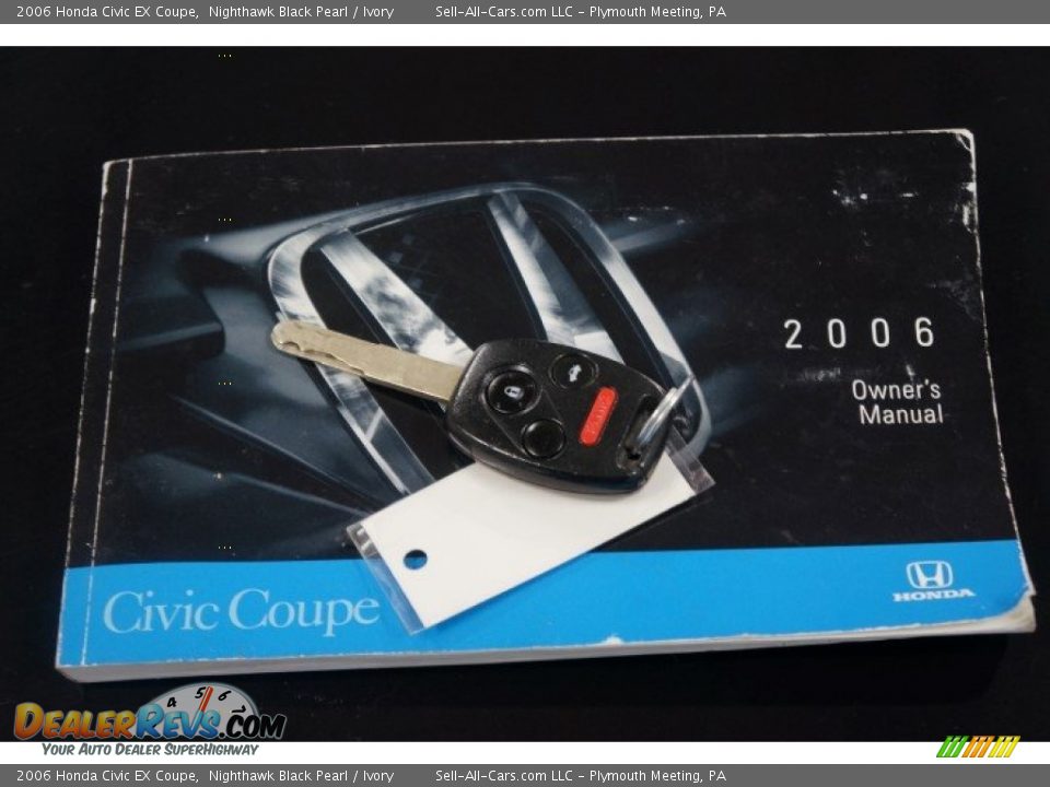 2006 Honda Civic EX Coupe Nighthawk Black Pearl / Ivory Photo #32