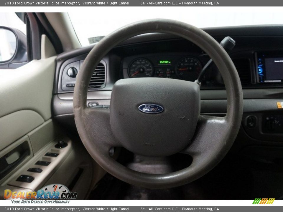 2010 Ford Crown Victoria Police Interceptor Vibrant White / Light Camel Photo #22