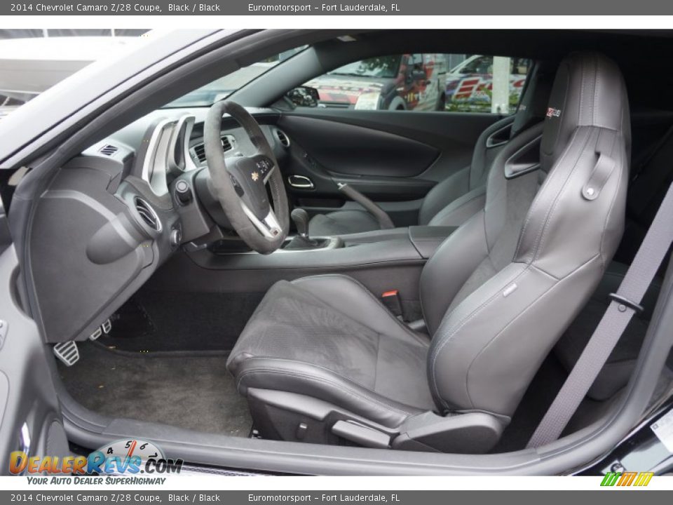 Front Seat of 2014 Chevrolet Camaro Z/28 Coupe Photo #20