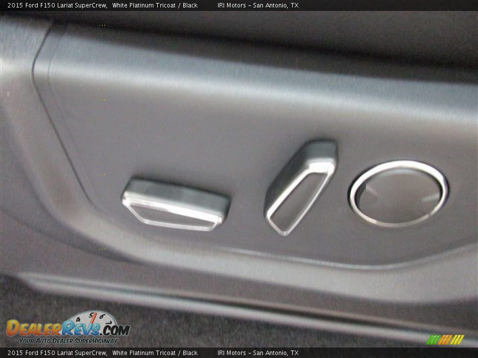 2015 Ford F150 Lariat SuperCrew White Platinum Tricoat / Black Photo #14