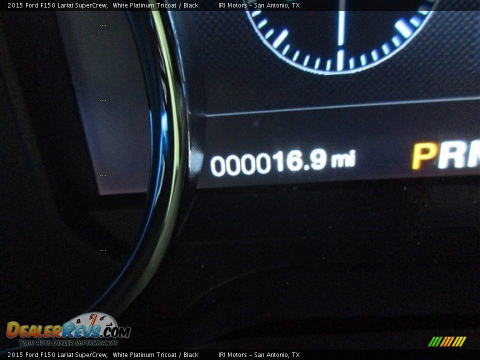 2015 Ford F150 Lariat SuperCrew White Platinum Tricoat / Black Photo #17