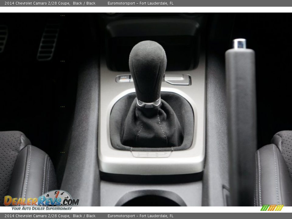 2014 Chevrolet Camaro Z/28 Coupe Shifter Photo #40