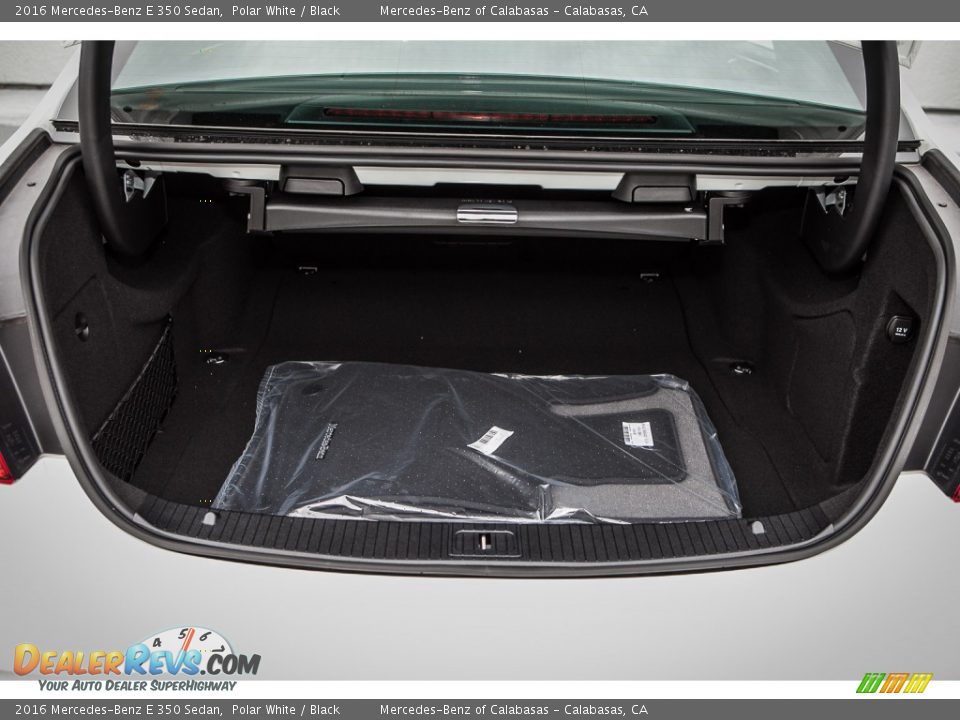 2016 Mercedes-Benz E 350 Sedan Polar White / Black Photo #4