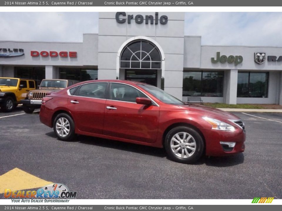 2014 Nissan Altima 2.5 S Cayenne Red / Charcoal Photo #1