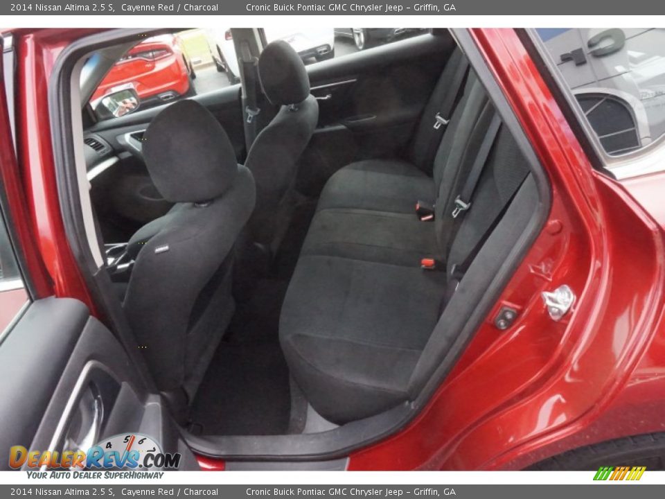 2014 Nissan Altima 2.5 S Cayenne Red / Charcoal Photo #14