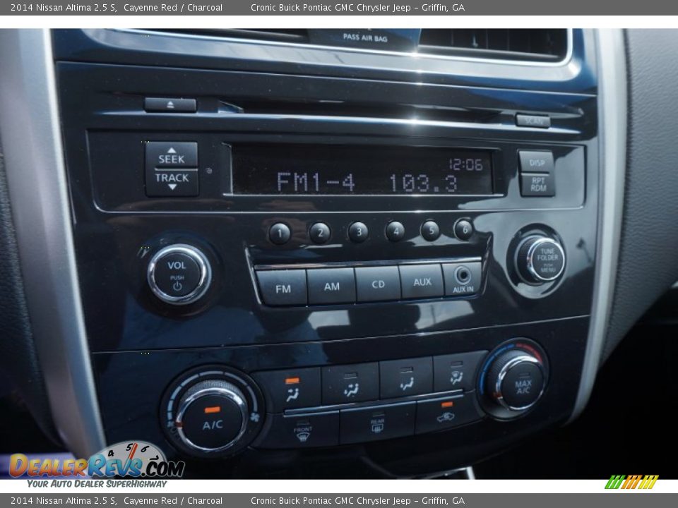 2014 Nissan Altima 2.5 S Cayenne Red / Charcoal Photo #20