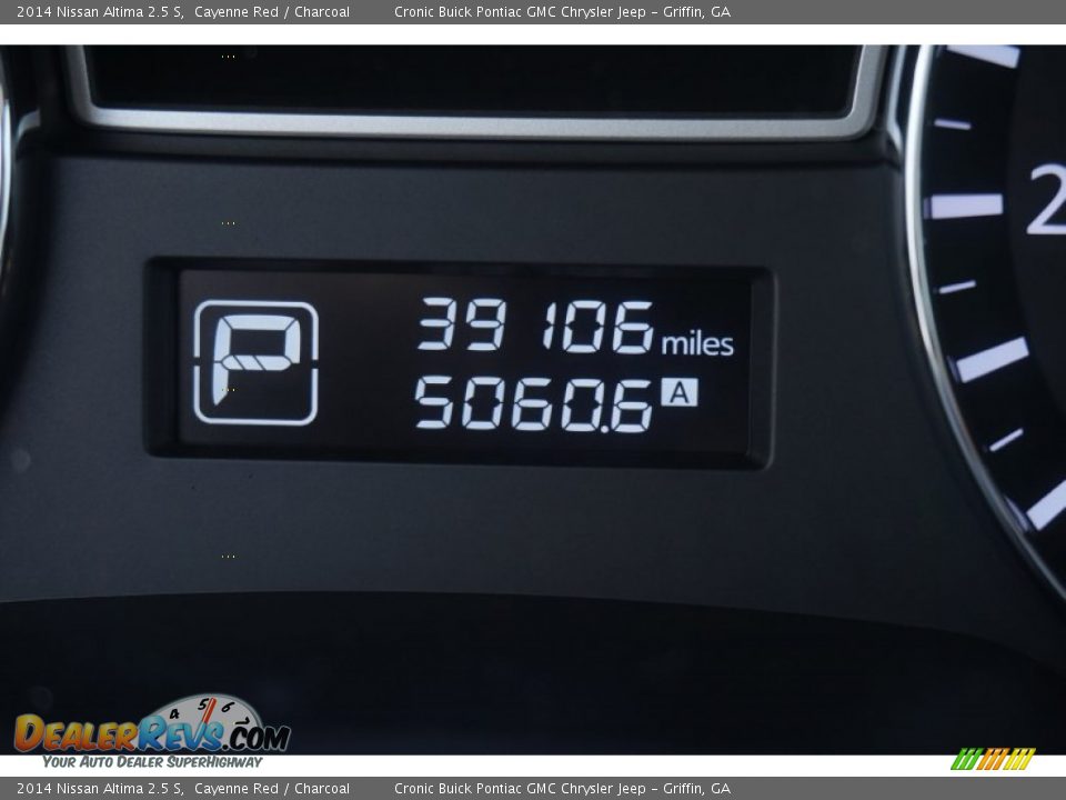2014 Nissan Altima 2.5 S Cayenne Red / Charcoal Photo #22