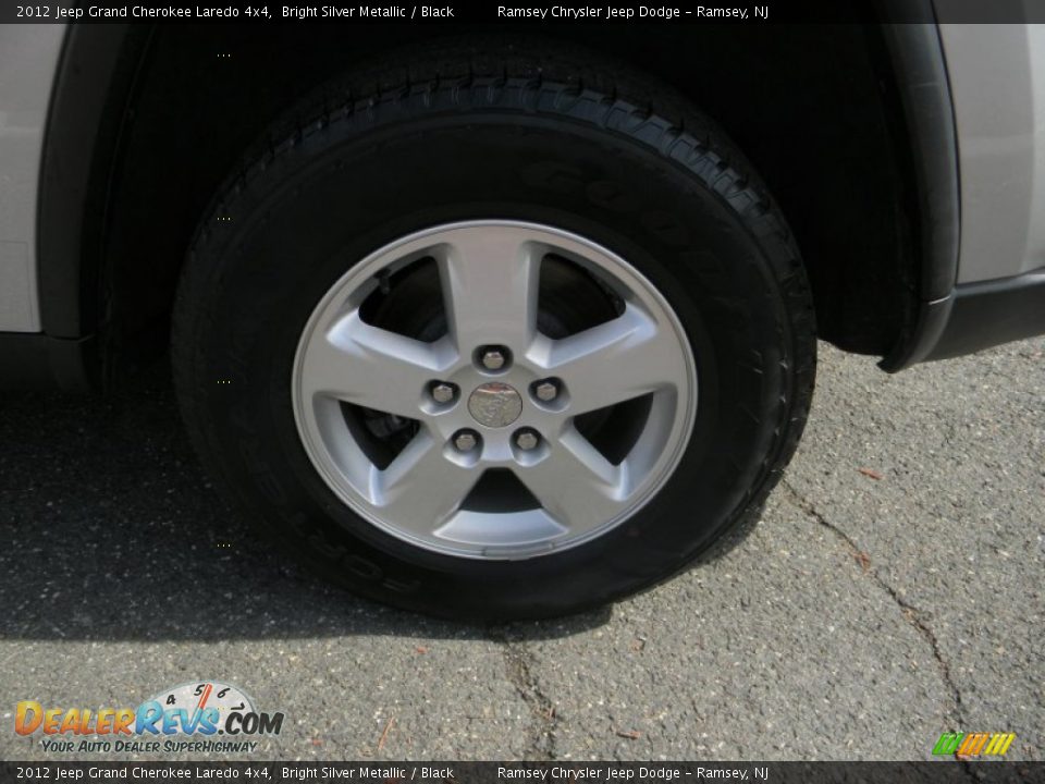 2012 Jeep Grand Cherokee Laredo 4x4 Bright Silver Metallic / Black Photo #8