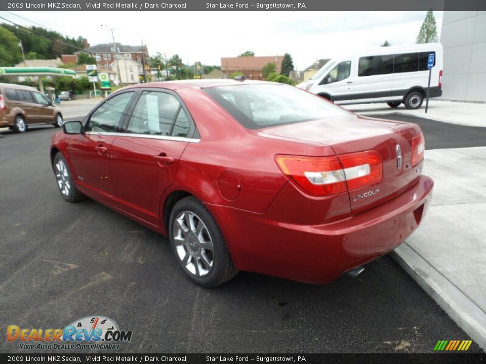 2009 Lincoln MKZ Sedan Vivid Red Metallic / Dark Charcoal Photo #3