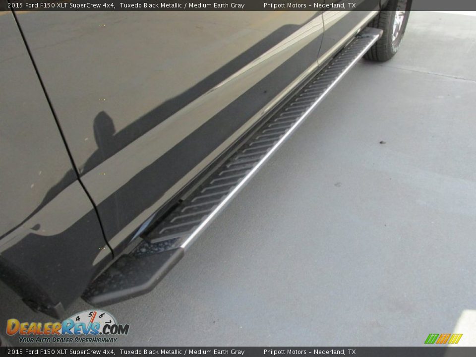 2015 Ford F150 XLT SuperCrew 4x4 Tuxedo Black Metallic / Medium Earth Gray Photo #12