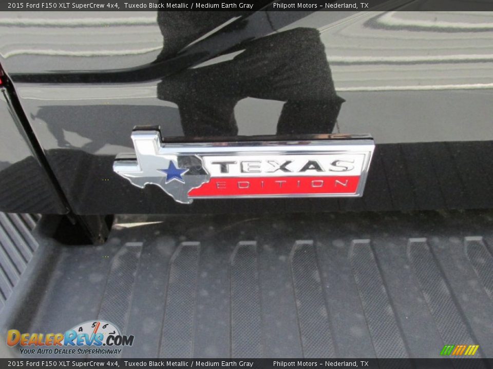 2015 Ford F150 XLT SuperCrew 4x4 Tuxedo Black Metallic / Medium Earth Gray Photo #16