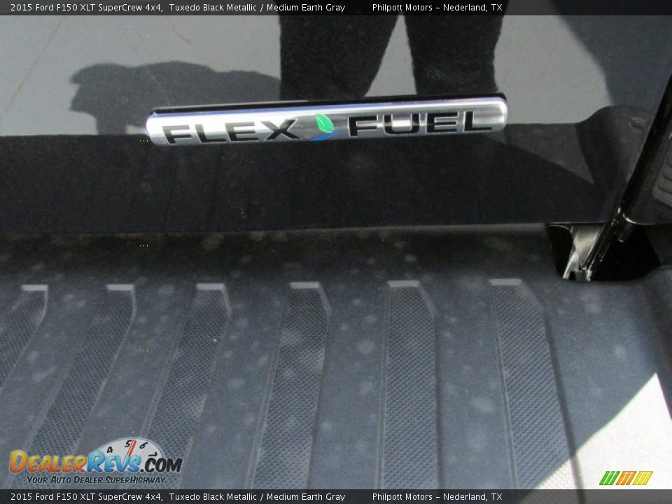 2015 Ford F150 XLT SuperCrew 4x4 Tuxedo Black Metallic / Medium Earth Gray Photo #17