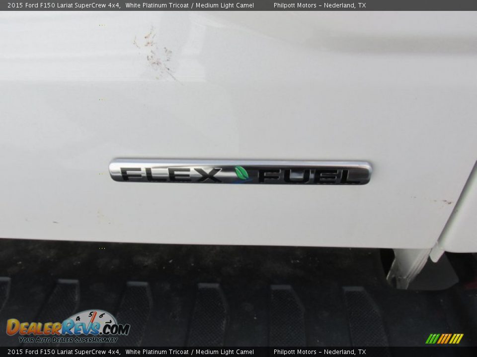 2015 Ford F150 Lariat SuperCrew 4x4 White Platinum Tricoat / Medium Light Camel Photo #16