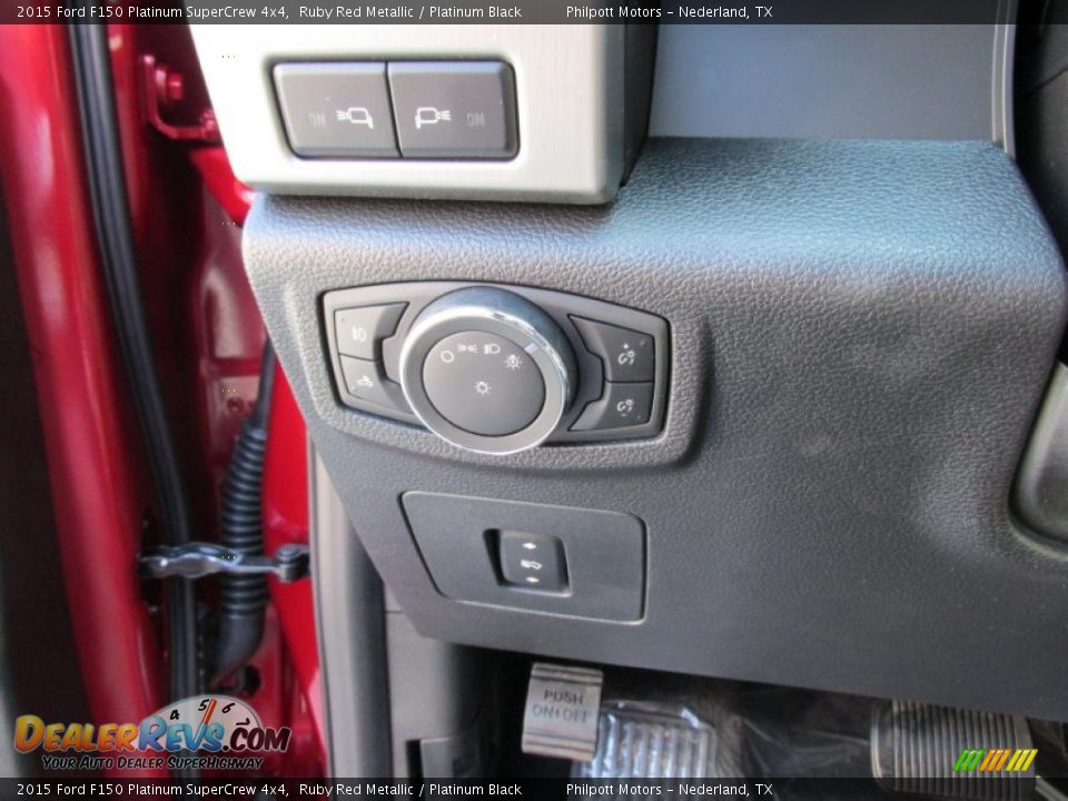 2015 Ford F150 Platinum SuperCrew 4x4 Ruby Red Metallic / Platinum Black Photo #36