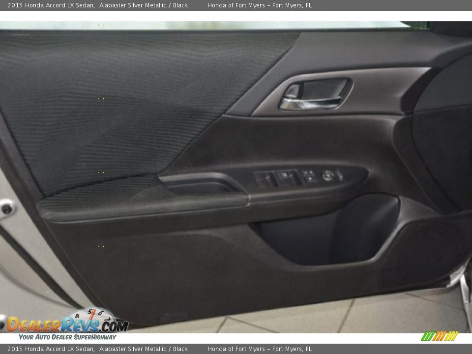2015 Honda Accord LX Sedan Alabaster Silver Metallic / Black Photo #8