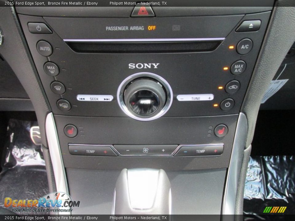 Controls of 2015 Ford Edge Sport Photo #27