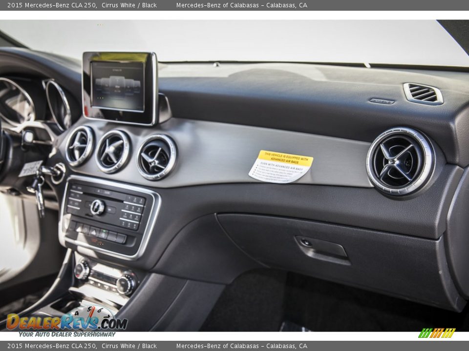 2015 Mercedes-Benz CLA 250 Cirrus White / Black Photo #8