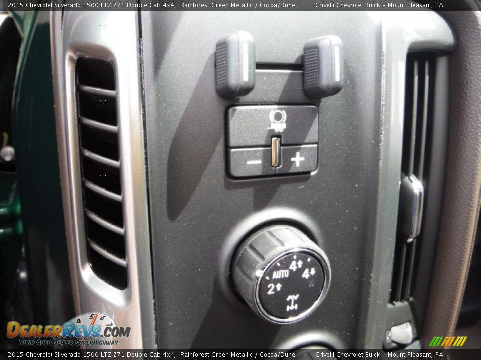 2015 Chevrolet Silverado 1500 LTZ Z71 Double Cab 4x4 Rainforest Green Metallic / Cocoa/Dune Photo #12