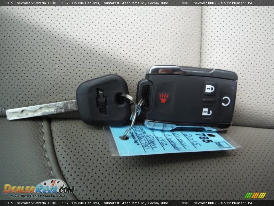 Keys of 2015 Chevrolet Silverado 1500 LTZ Z71 Double Cab 4x4 Photo #24