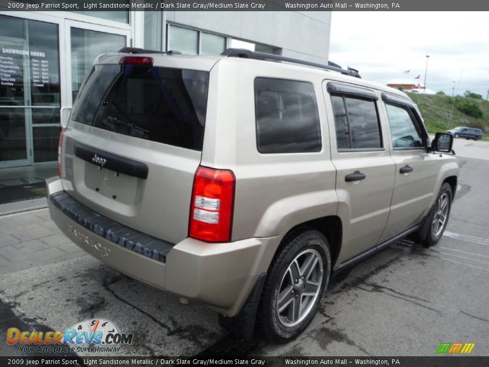 2009 Jeep Patriot Sport Light Sandstone Metallic / Dark Slate Gray/Medium Slate Gray Photo #9