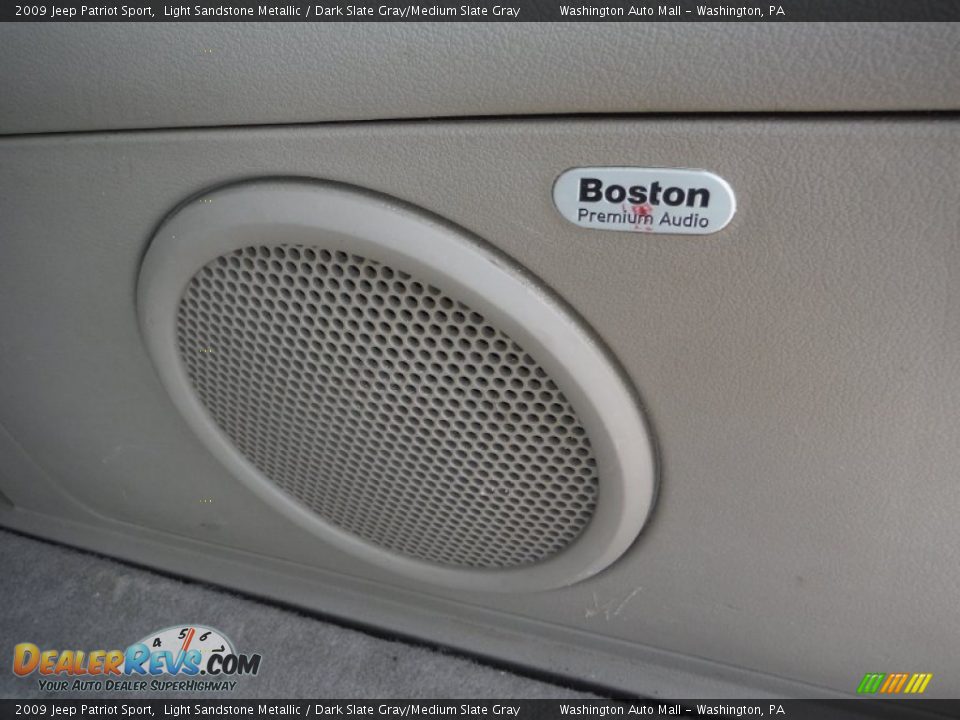 2009 Jeep Patriot Sport Light Sandstone Metallic / Dark Slate Gray/Medium Slate Gray Photo #20