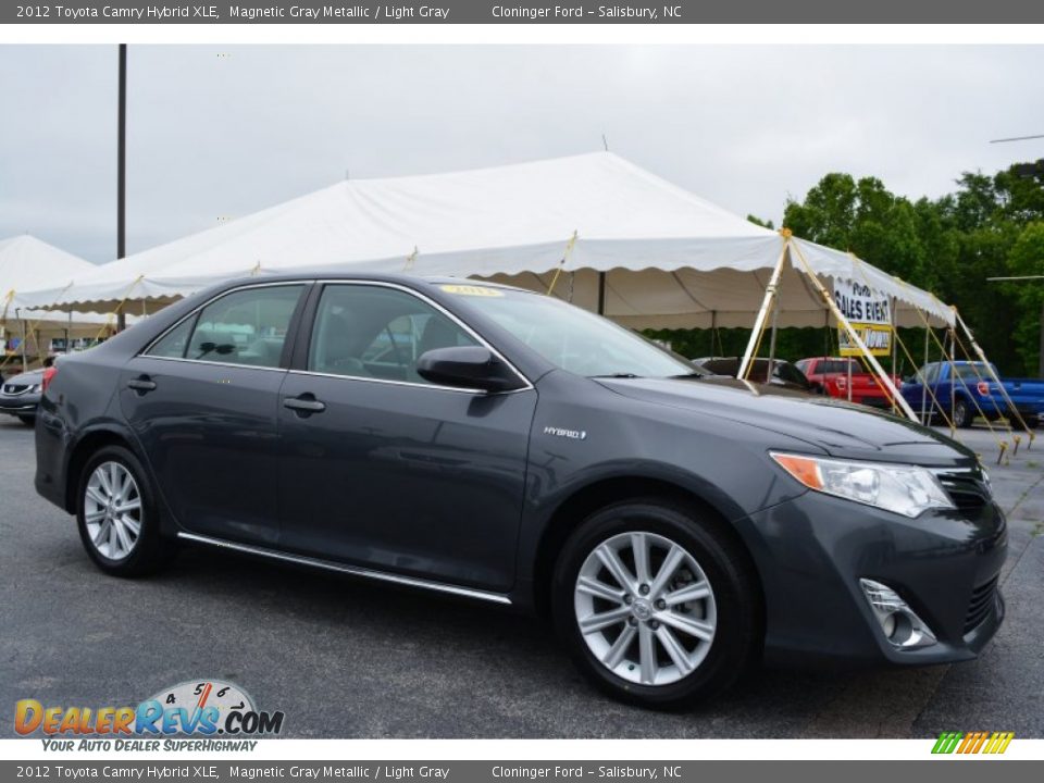 2012 Toyota Camry Hybrid XLE Magnetic Gray Metallic / Light Gray Photo #1