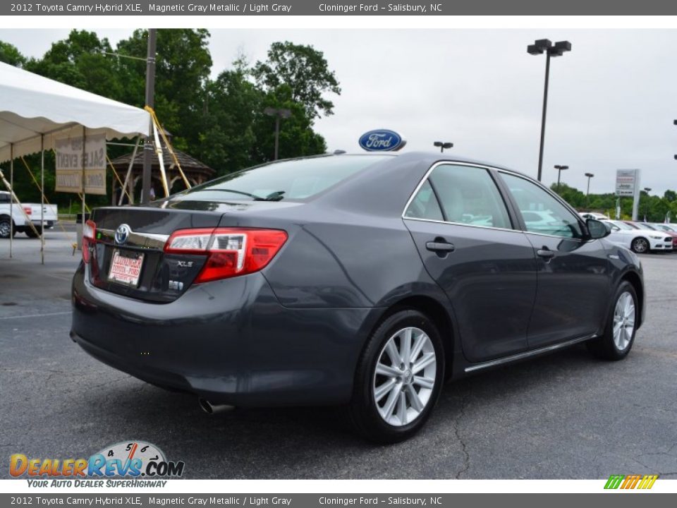 2012 Toyota Camry Hybrid XLE Magnetic Gray Metallic / Light Gray Photo #3
