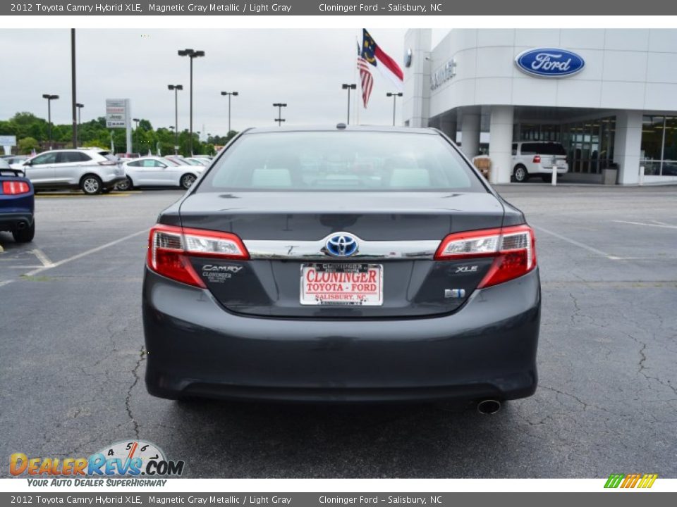 2012 Toyota Camry Hybrid XLE Magnetic Gray Metallic / Light Gray Photo #4