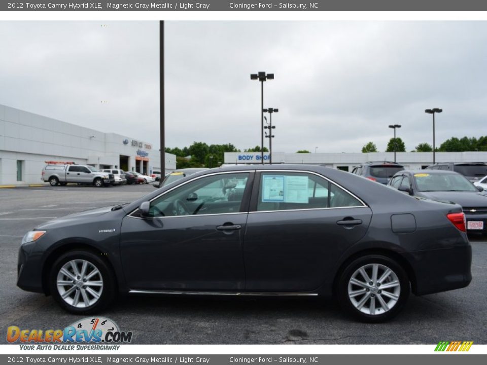 2012 Toyota Camry Hybrid XLE Magnetic Gray Metallic / Light Gray Photo #6