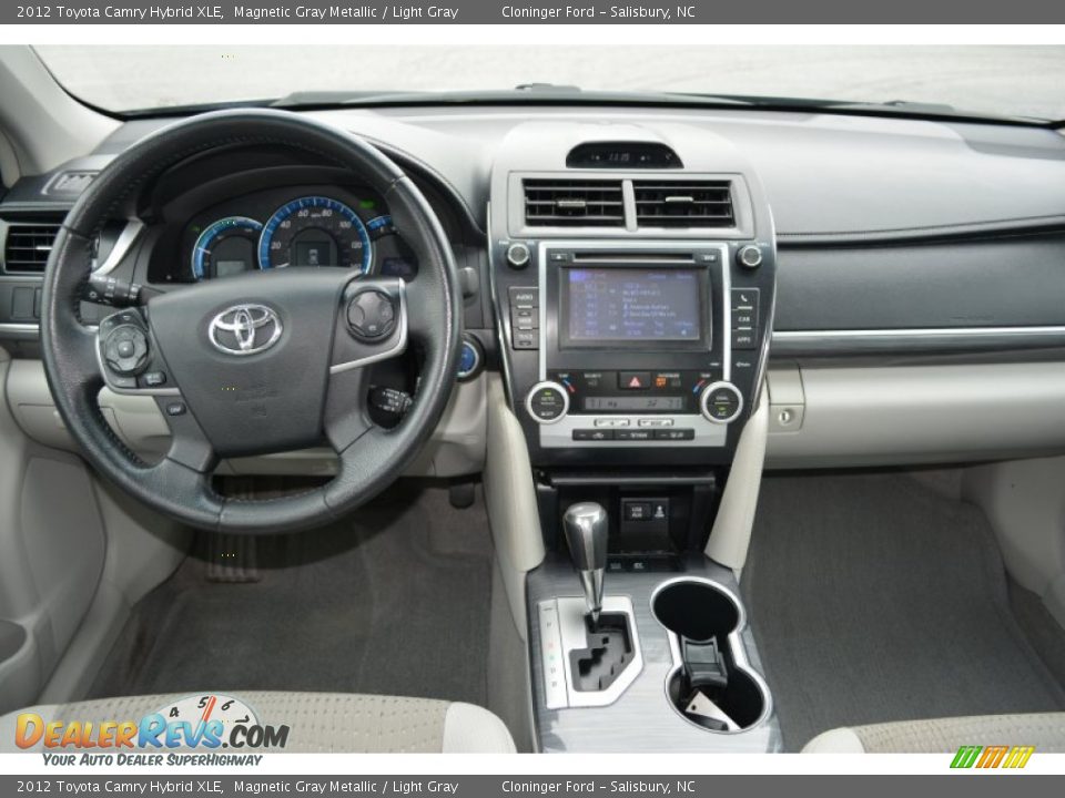 2012 Toyota Camry Hybrid XLE Magnetic Gray Metallic / Light Gray Photo #12