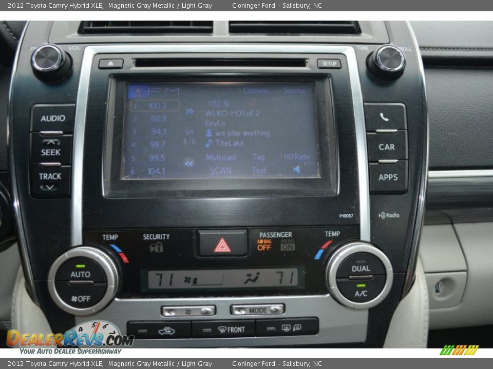 2012 Toyota Camry Hybrid XLE Magnetic Gray Metallic / Light Gray Photo #19